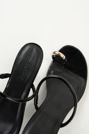 Toe-ring strappy heels