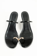 Toe-ring strappy heels